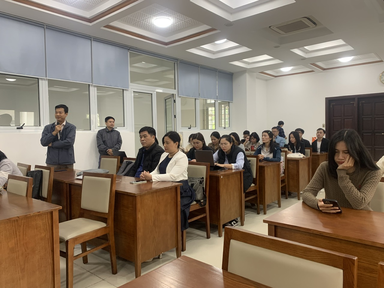 HỘI NGHỊ CÁN BỘ, VIÊN CHỨC KHOA CÔNG NGHỆ THÔNG TIN DIỄN RA THÀNH CÔNG TỐT ĐẸP