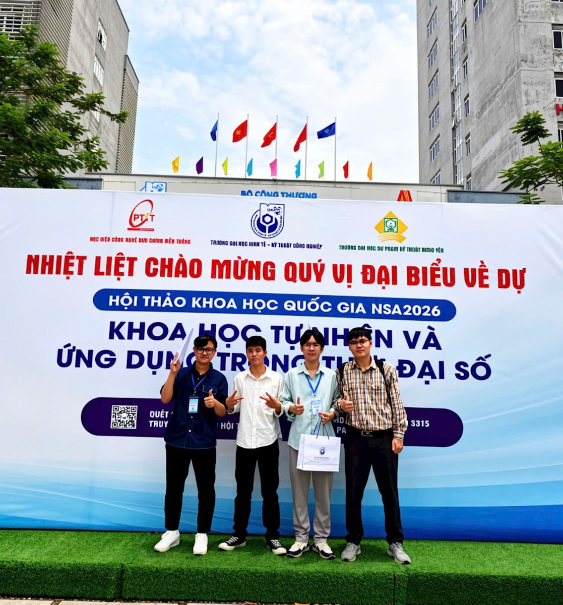 SINH VIÊN 67CS FIT HUCE GÂY DẤU ẤN TẠI HỘI THẢO KHOA HỌC QUỐC GIA NSA2026 VỚI 2 CÔNG BỐ KHOA HỌC