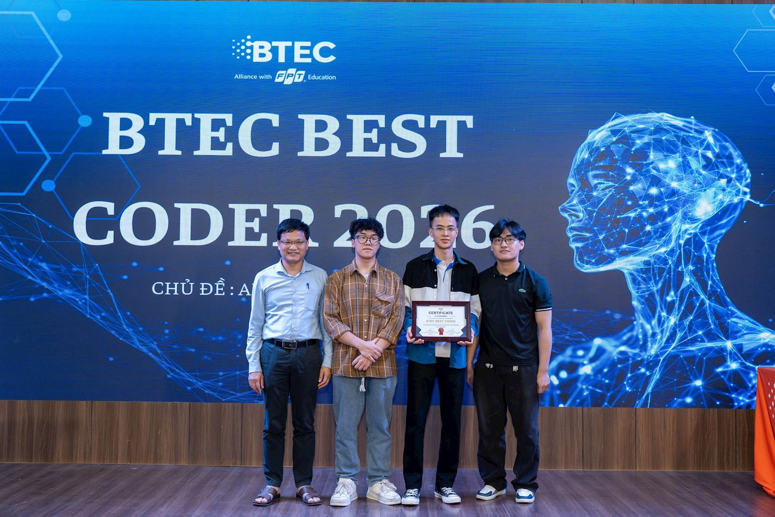 ​CHÚC MỪNG SINH VIÊN KHOA CNTT – HUCE ĐẠT GIẢI BA BTEC BEST CODER 2026