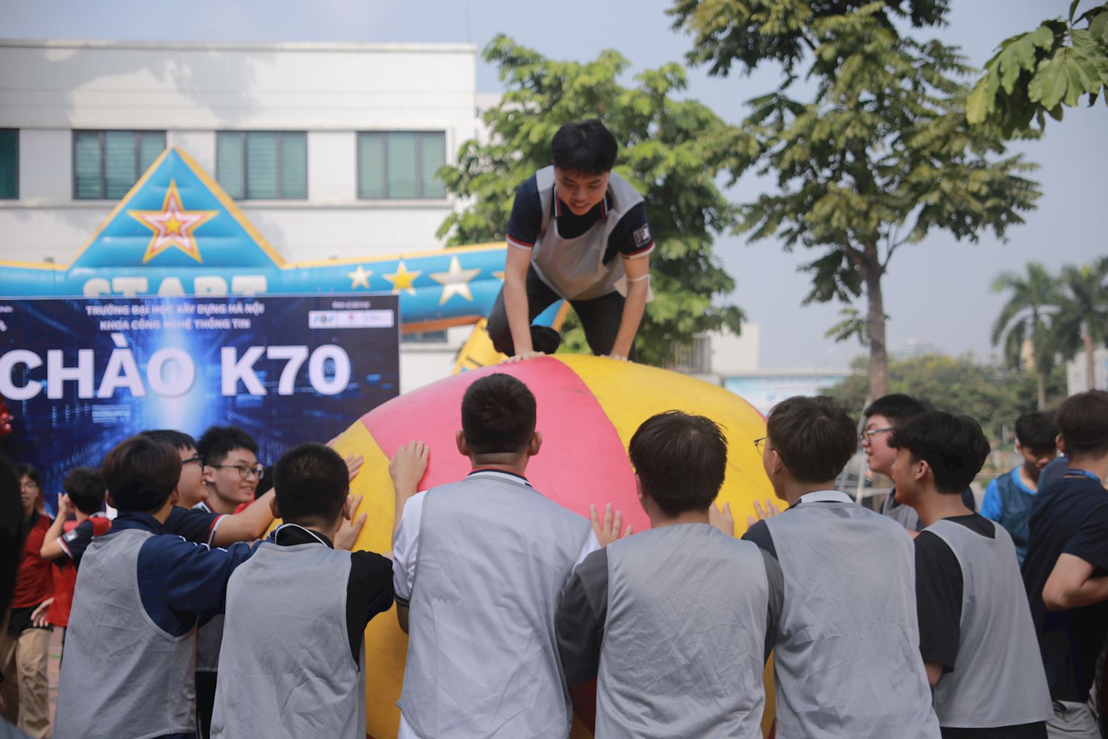 CHƯƠNG TRÌNH TEAMBUILDING “CHÀO K70” – KHỞI ĐỘNG HÀNH TRÌNH MỚI CỦA 717 ...